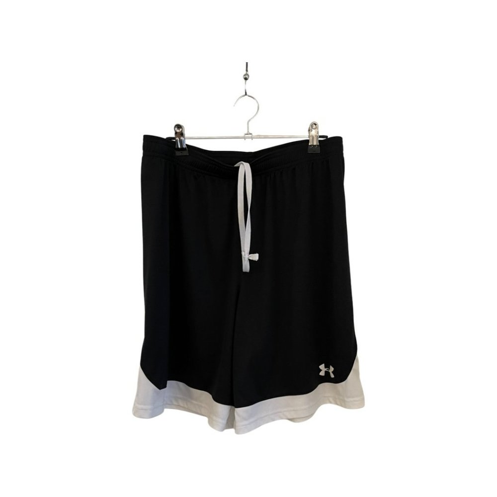 UA Under Armour Workout Shorts - Size L - MINT Condition
